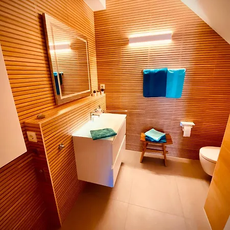 Schoene Aussichten Mitten In - Il Sole * Berlín